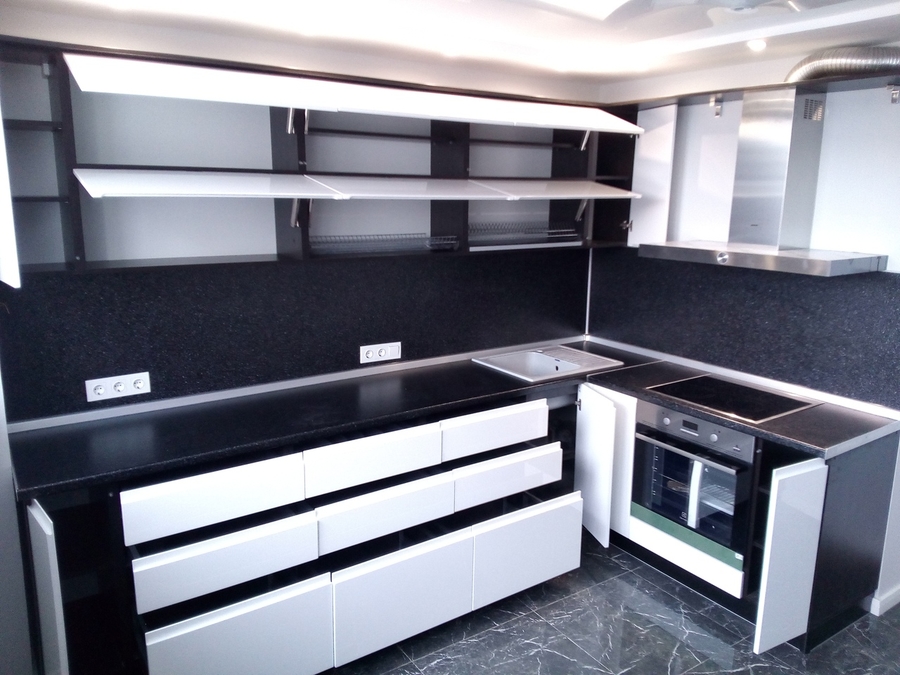 Белый кухонный гарнитур-Кухня МДФ в эмали «Модель 430»-фото2