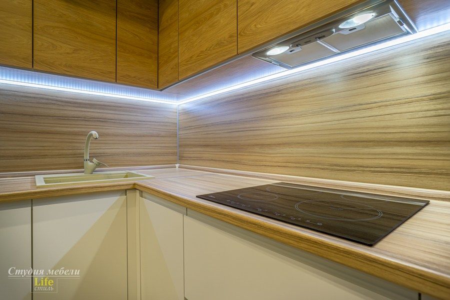 Белый кухонный гарнитур-Кухня МДФ в эмали «Модель 556»-фото8