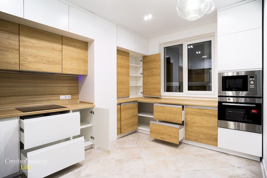 Белый кухонный гарнитур-Кухня МДФ в эмали «Модель 556»-фото5